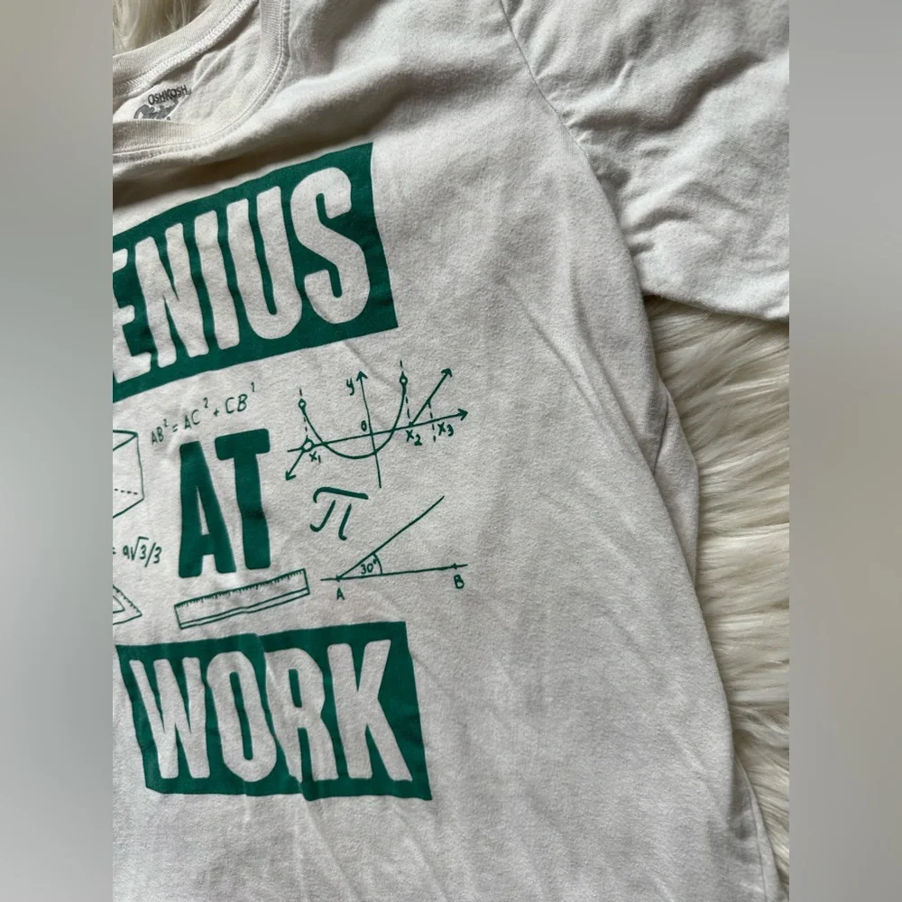 GENIUS cotton graphic tee